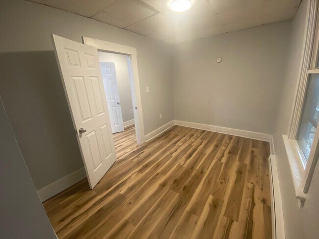 Foto del edificio - 1009 4th St