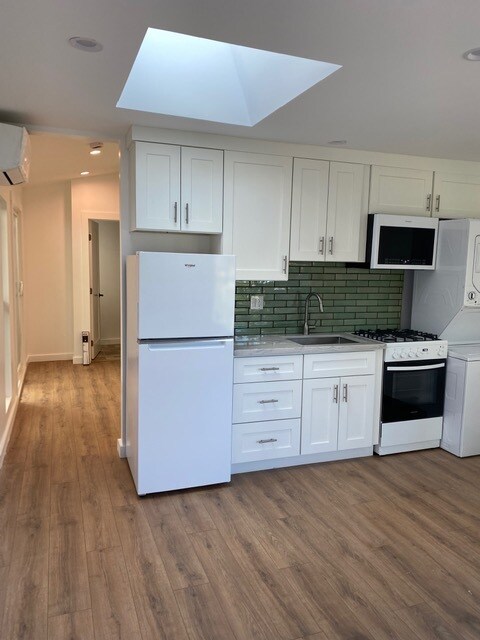 Foto del edificio - 400 Flint Ave