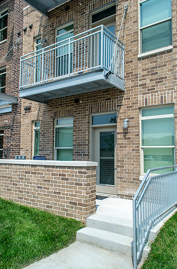 Building Photo - 6460 Merle Hay Rd