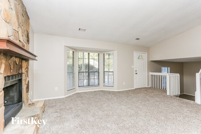 Building Photo - 6176 Dana Ct