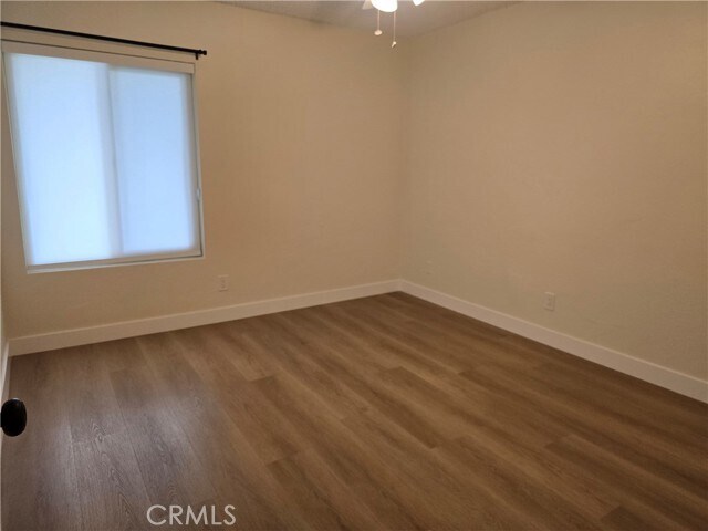 Foto del edificio - 1350 W Lambert Rd