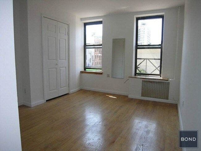 Building Photo - 184 1st Ave