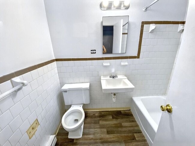 Foto del edificio - 2574 Alcott Rd