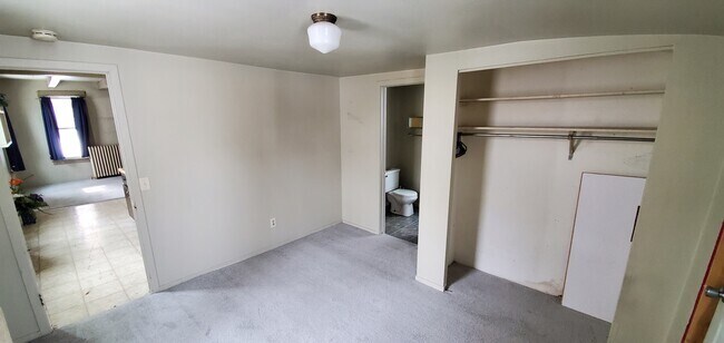 Building Photo - 111 N Blair St