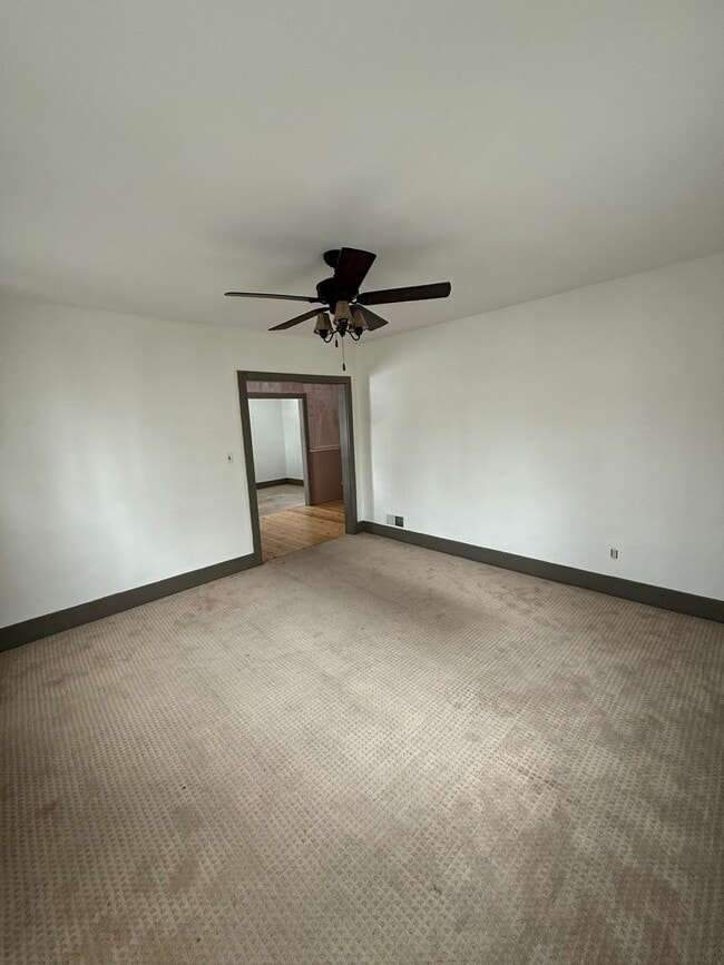 Building Photo - Charming Downtown Middleton Gem on Hubbard Ave