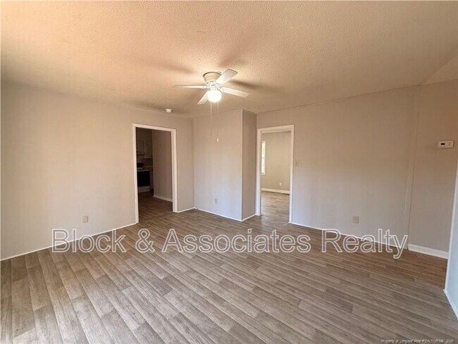 Building Photo - 323 Cadmium Ct