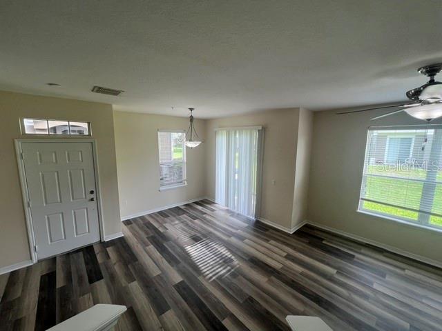 Foto del edificio - 6630 S Goldenrod Rd
