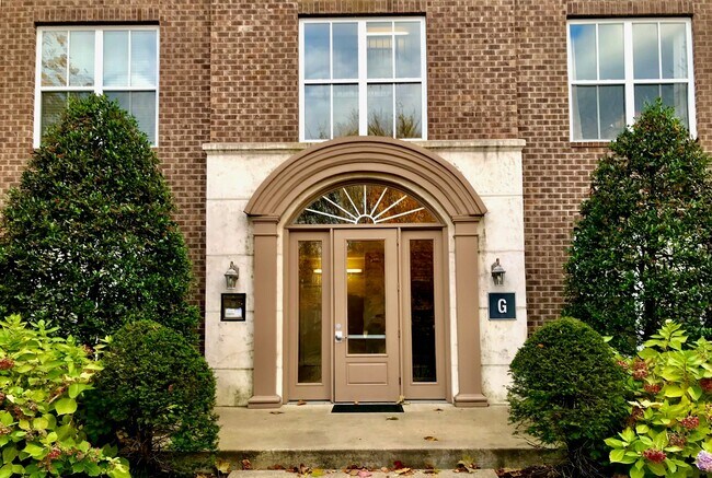 Foto del edificio - 2000 Newark Ln
