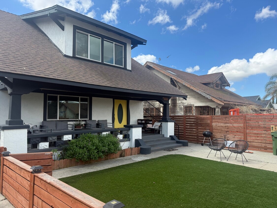 Photo - 1226 W Vernon Ave (Los Angeles, CA)