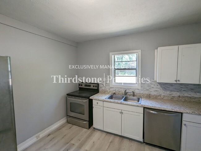 Foto del edificio - 3908 Brick Road, Jacksonville, FL 32209