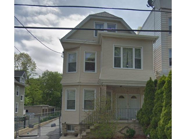 Primary Photo - 50 Columbia Ave