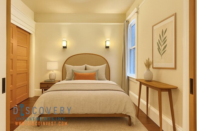 Building Photo - SOMA Top Floor Condominium for Immediate L...