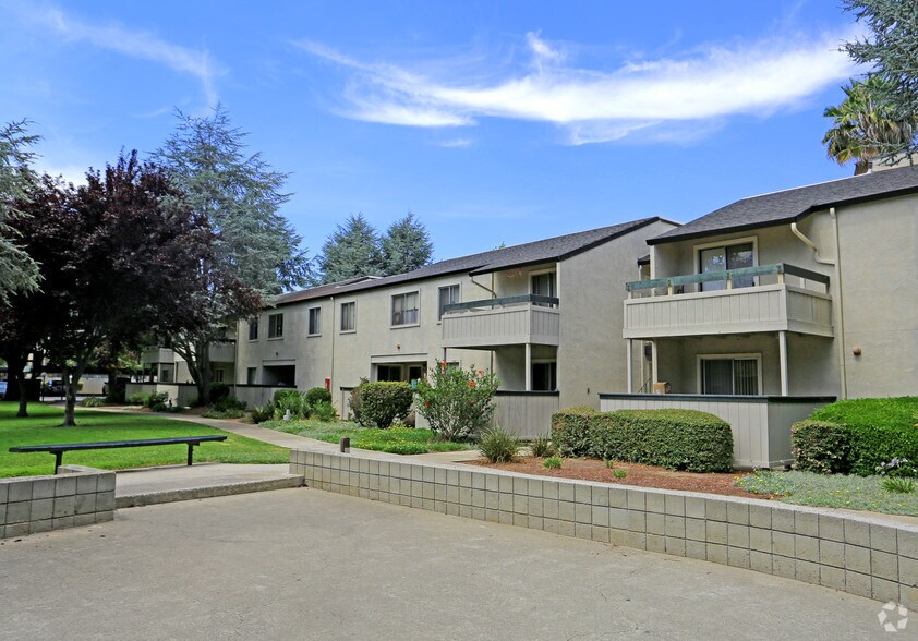 Trinity Way Apartments