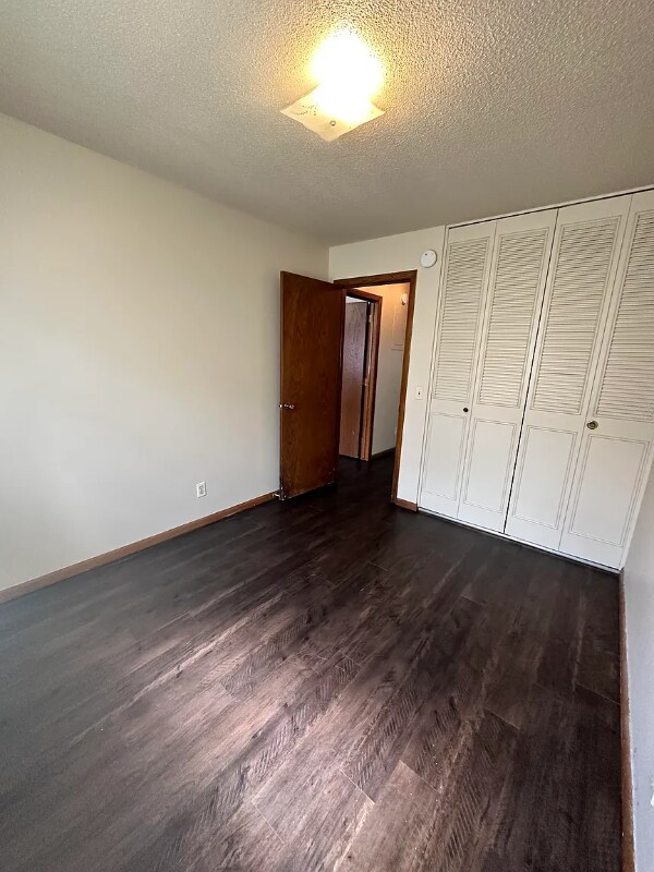 Foto del edificio - 1321 Division St