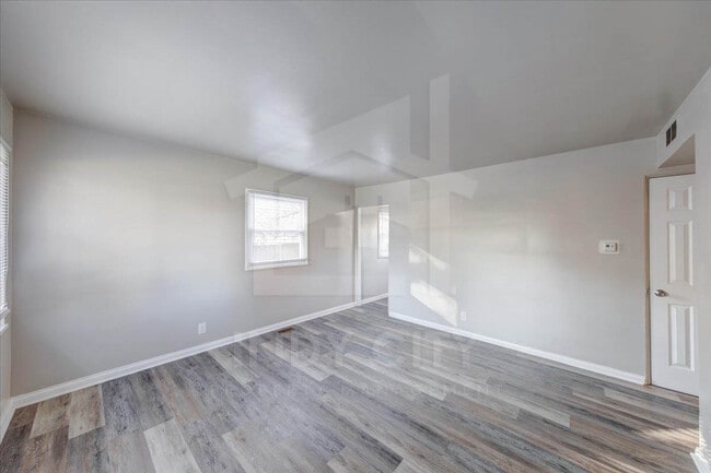 Building Photo - 64 S Galeston Ave