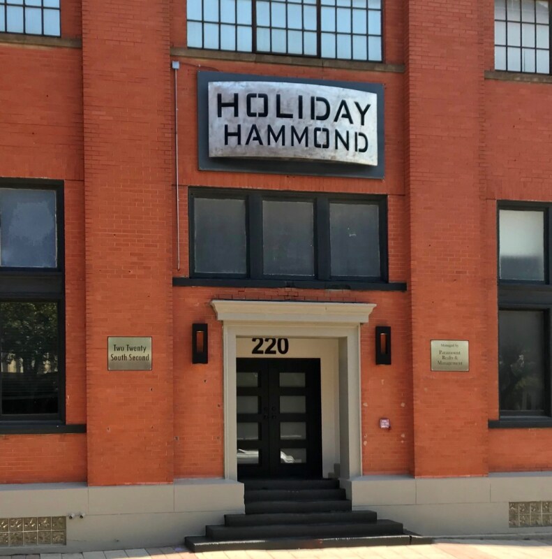 Foto principal - 220 S 2nd St