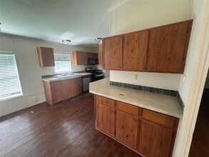 Building Photo - 16415 Tamra Ct