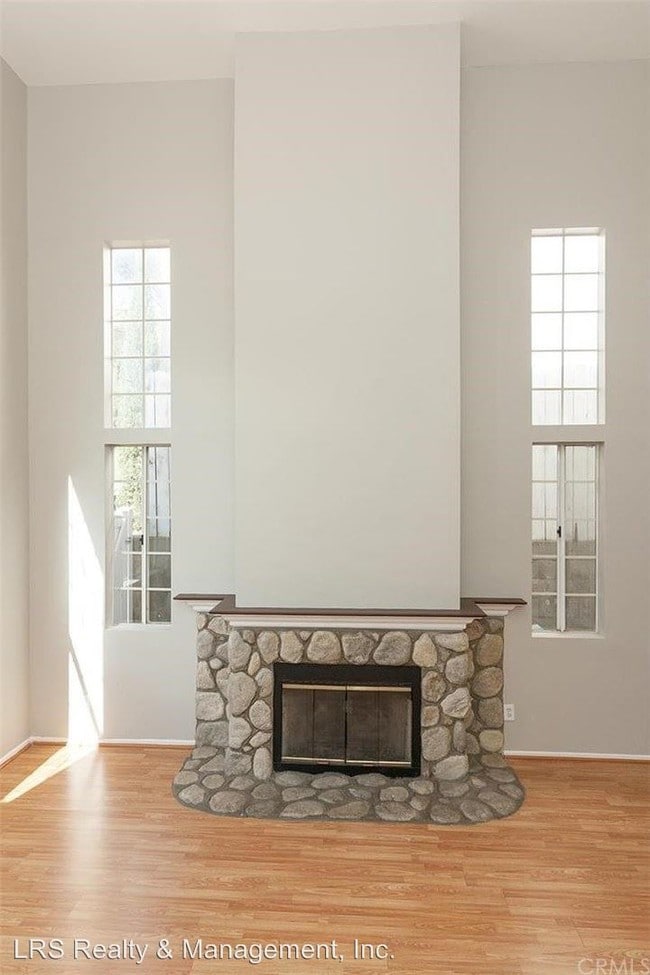 Building Photo - 9326 Rowell Ave