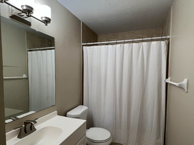 Foto del edificio - 11580 Dean St