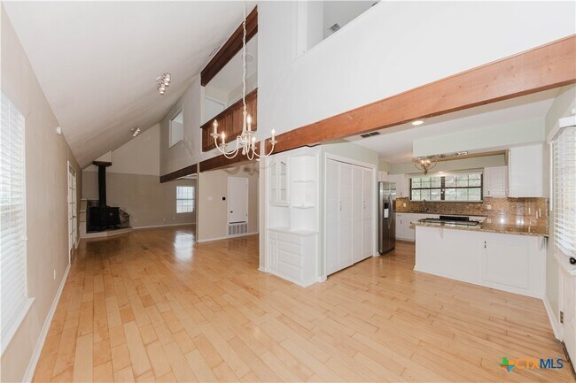 Building Photo - 3959 Farm to Market 535