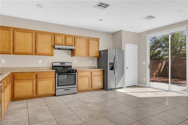 Building Photo - 8192 Blue Hope Diamond Ln