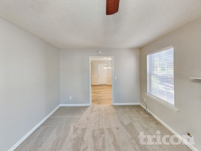 Foto del edificio - 135 Williams Bluff