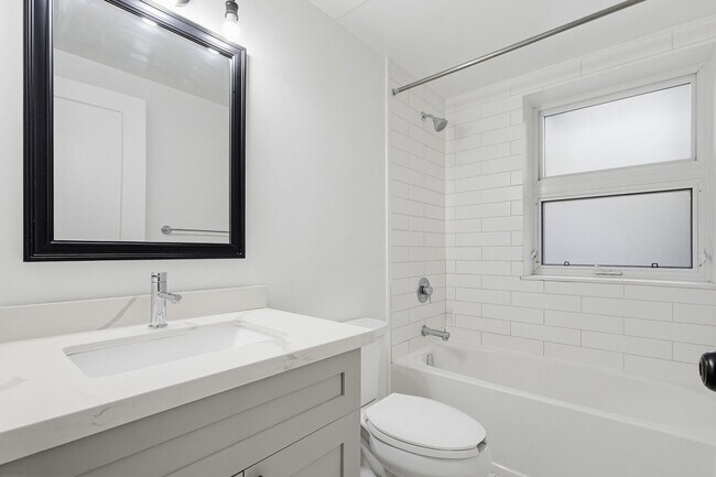 Photo du bâtiment - Gorgeous 1 Bed in Durand