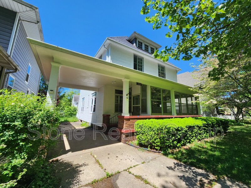 Primary Photo - 2226 N 10th St