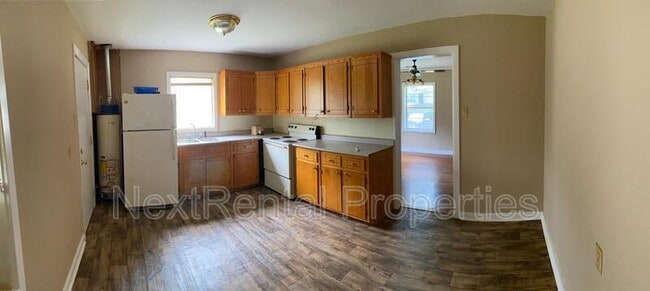 Photo - 2858 Fairhill Dr House