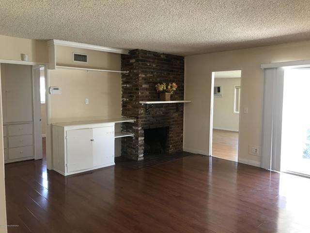 Foto del edificio - 840 E Florence Ave