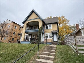 Building Photo - 1133 Linda Vista Ave