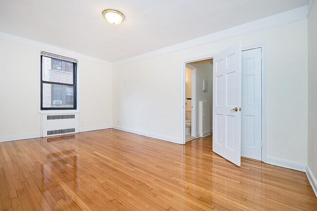 Foto del edificio - 2147 East 17th Street
