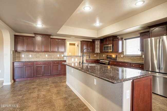 Foto del edificio - 14501 Meadow Lawn