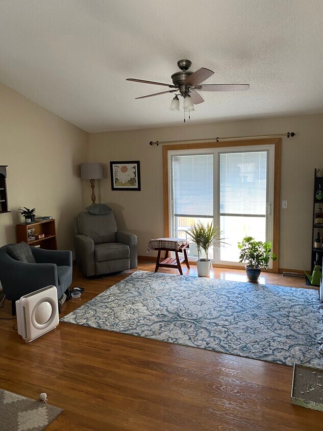 1403 Kenai Ct, Coralville, IA 52241 House Rental in Coralville, IA