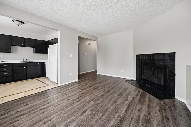 Photo - 3950 STONEDIKE DR Apartment