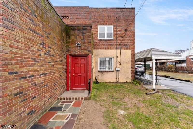 836 Van Houten Ave, Clifton, NJ 07013 Room for Rent in Clifton, NJ