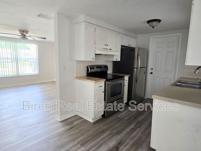 Building Photo - 7904 Ironbark Dr