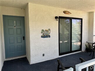 Building Photo - 1663 AZ-95