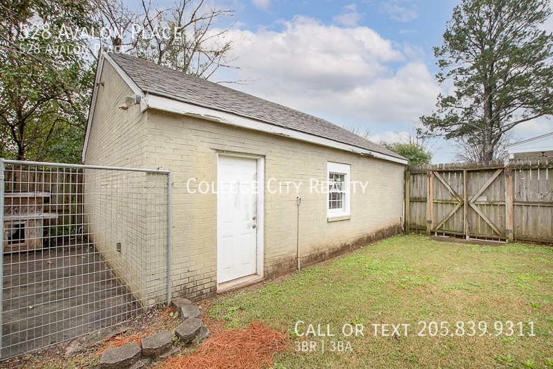 Photo - 528 Avalon Place-