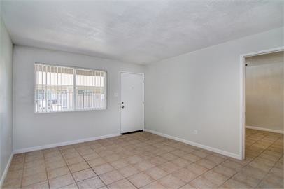 Building Photo - 645 W Hazelwood St