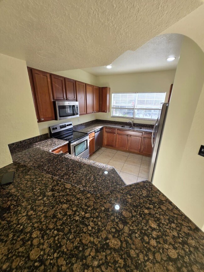 Foto del edificio - 4701 Cohune Palm Ct