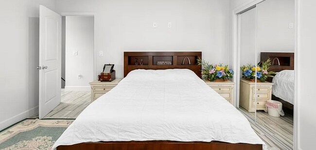 Foto del edificio - 1143 W 163rd St