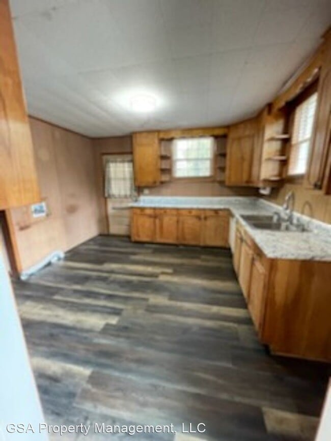 Building Photo - 3 br, 1 bath House - 14 Mellon Street