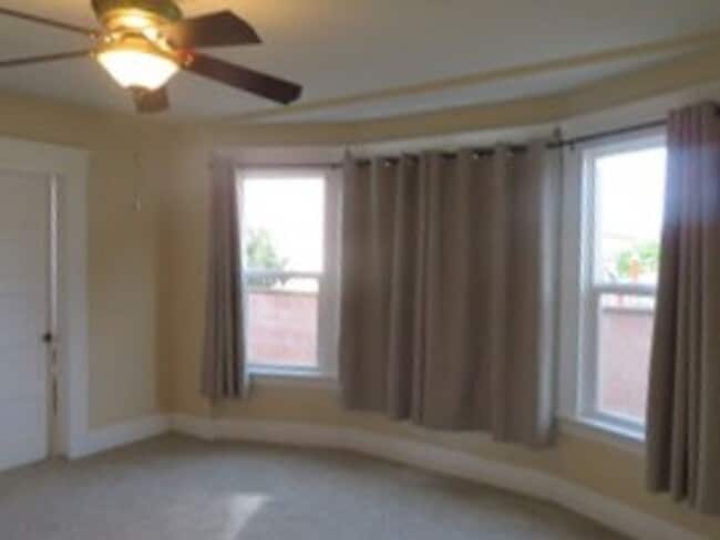 Building Photo - Charming 1-Bedroom Flat near the Historic ...