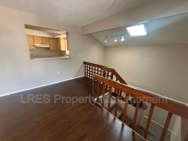 Building Photo - 4564 Pheasant Run Dr