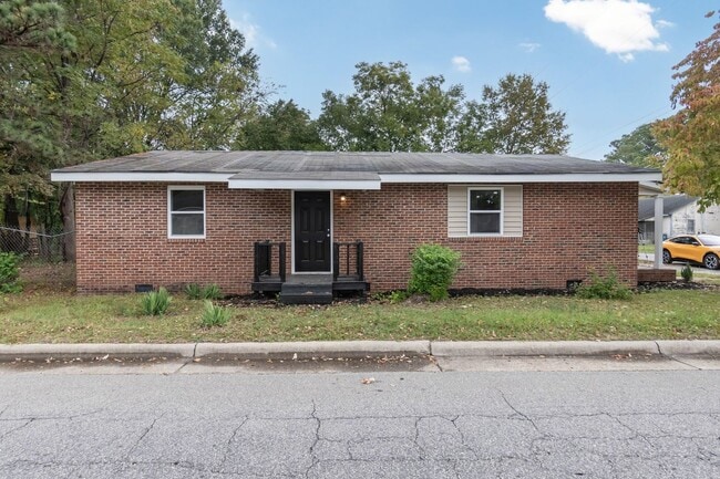 Building Photo - Beautiful Single Family Home!