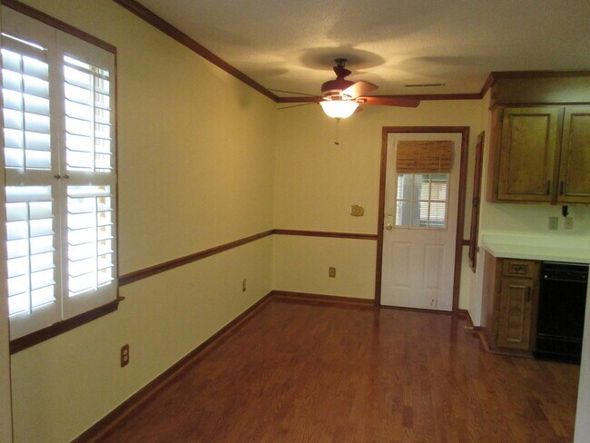 Building Photo - Tudor Place Subdivision