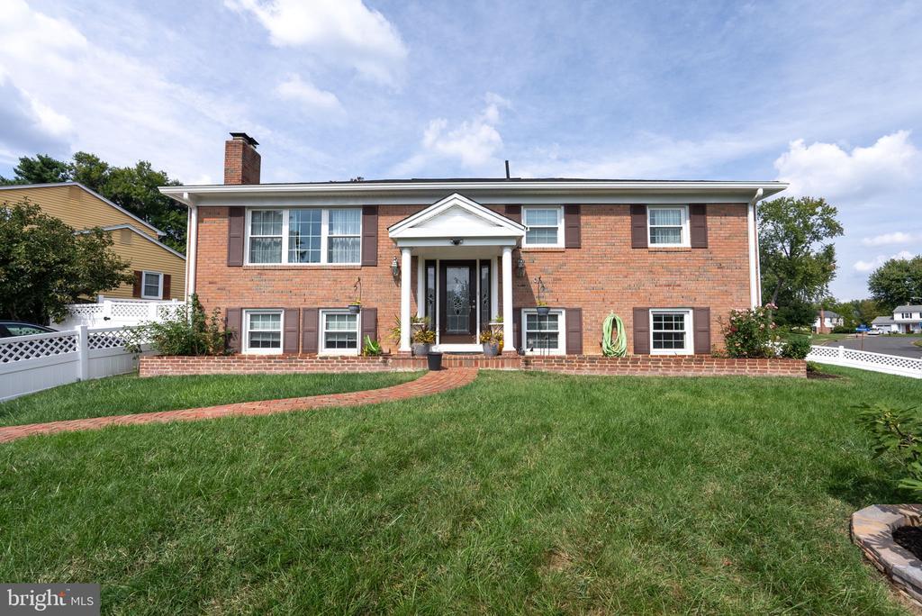 Primary Photo - 7605 Hayfield Rd