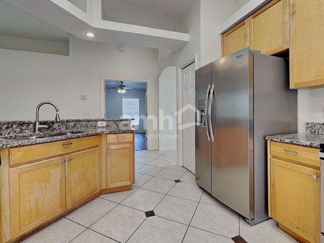 Foto del edificio - 3704 Lockridge Dr