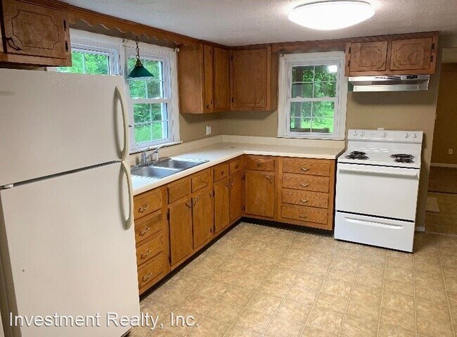 Foto del edificio - 3 br, 1 bath House - 11625 Main St.